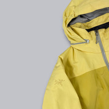 Arc’teryx Insulated Gore-Tex Jacket - Small